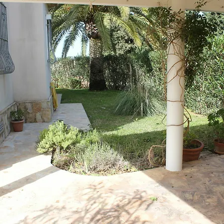 001 India Villa *